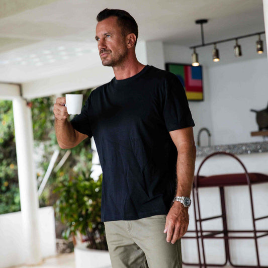 Black stain-resistant men's t-shirt, breathable fabric