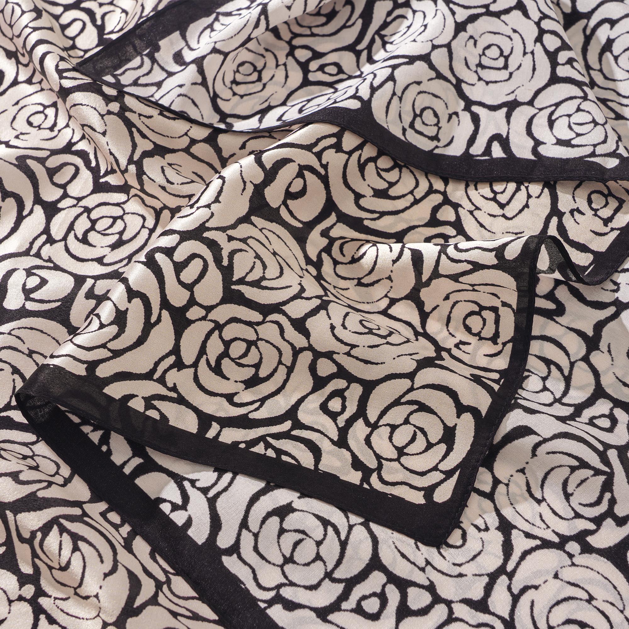 Écharpe Oblongue Florale 100% Soie de Murier Roses Intemporelles