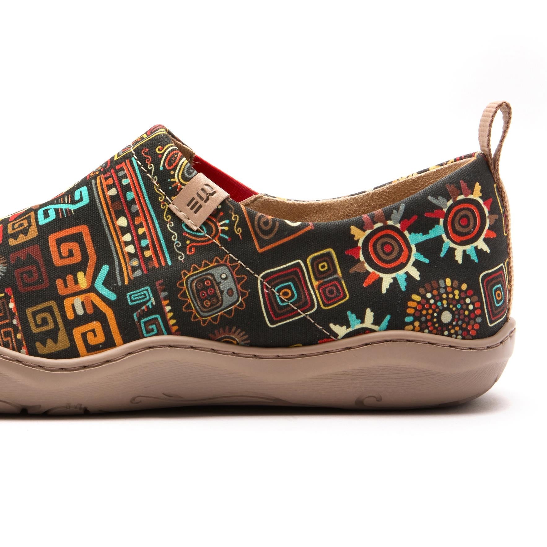Tribal Glow Damen Slip-on-Schuhe gestrichene Leinwand Sneakers Hawaiianer Heritage-inspiriertes Hemd
