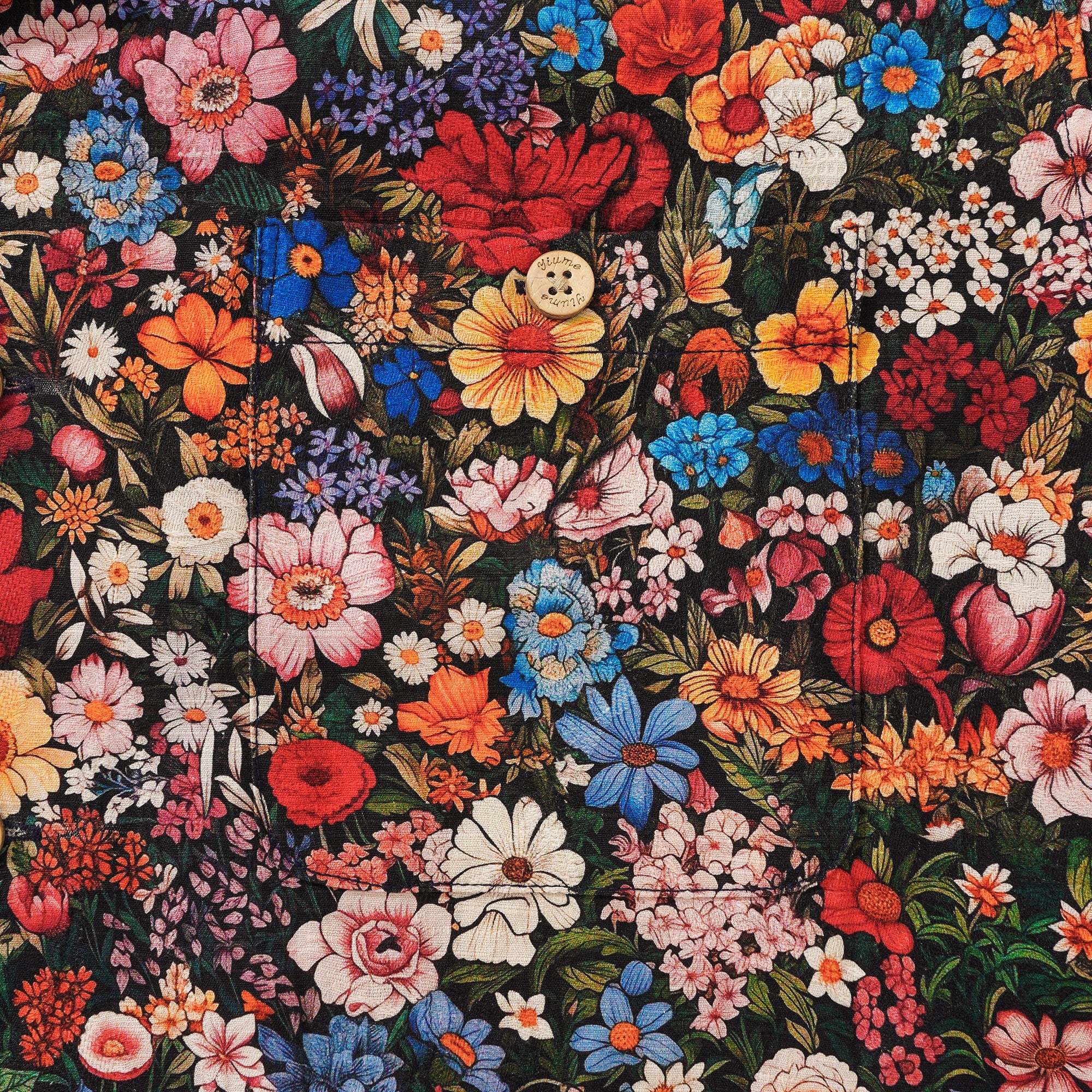 100% Silk Men's Hawaiian Shirt Cold Camp Camp à manches courtes 100% Silk Blue Aloha parmi les fleurs