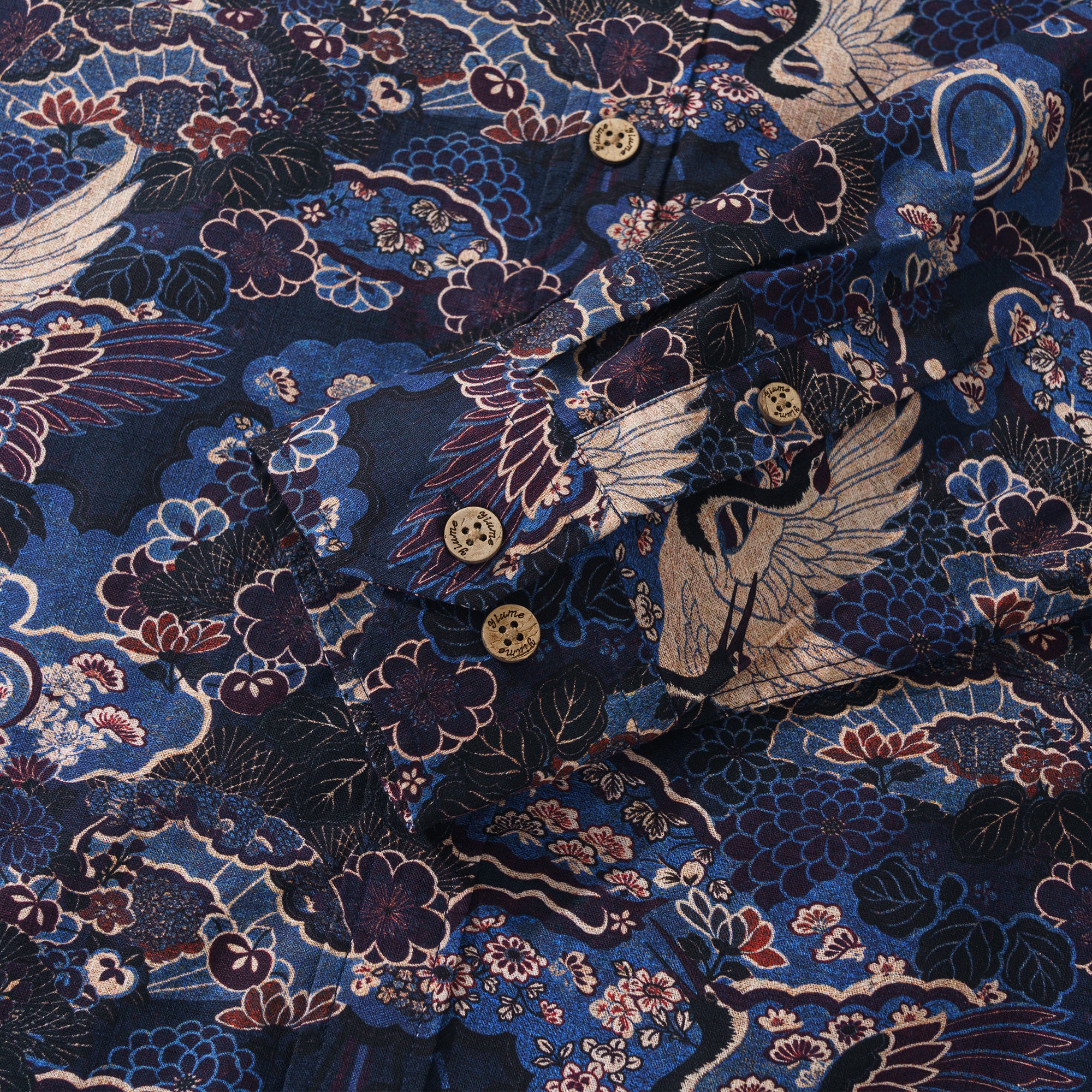 Chemise à manches longues à boutons Aloha hawaïenne pour homme en 100 % coton, couleur bleu nuit Crane Reverie