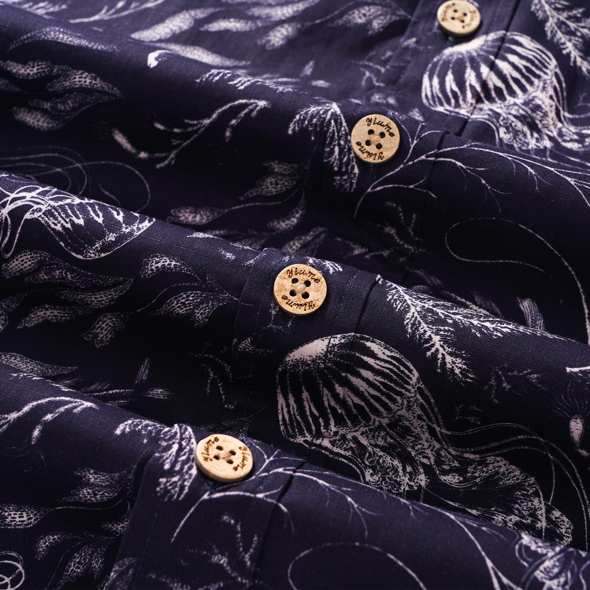 Chemise hawaïenne masculine à manches courtes à manches courtes 100% coton Aloha Deep - Sea Odyssey par Feanne