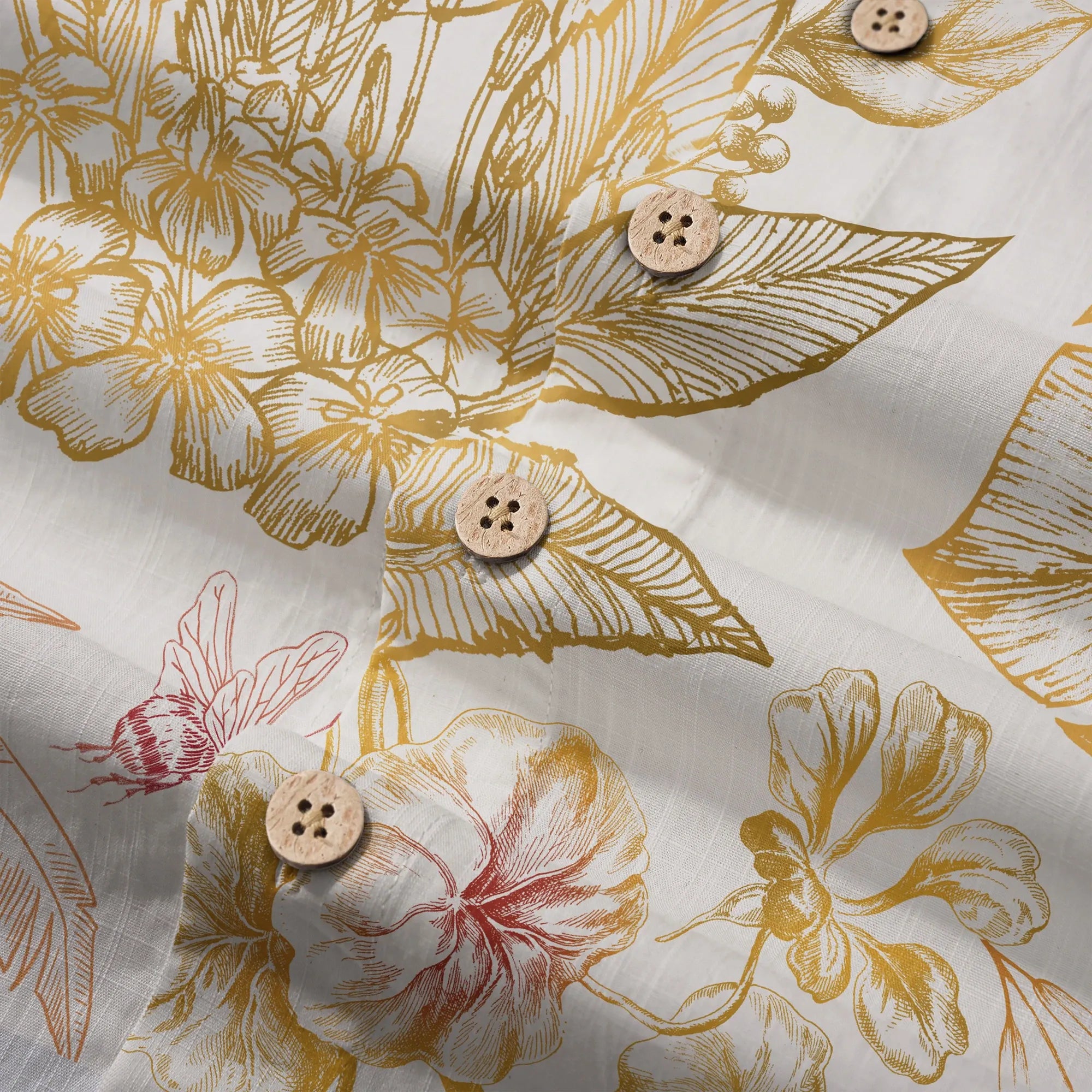 Men's Hawaiian shirt with button-up collar and tropical print