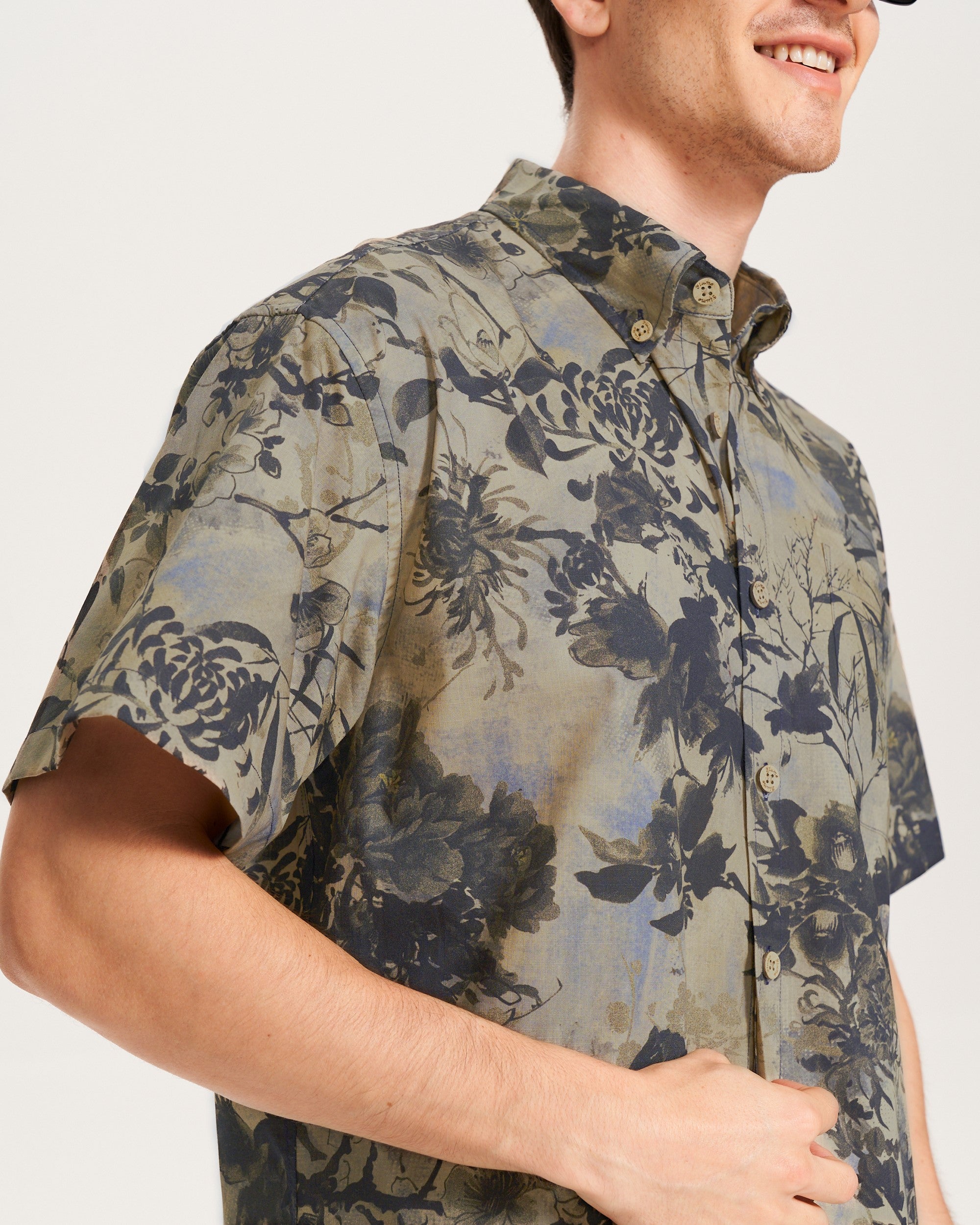 Men's Hawaiian Shirt Short Sleeve Button-down 100% Cotton Brown Aloha Shirt