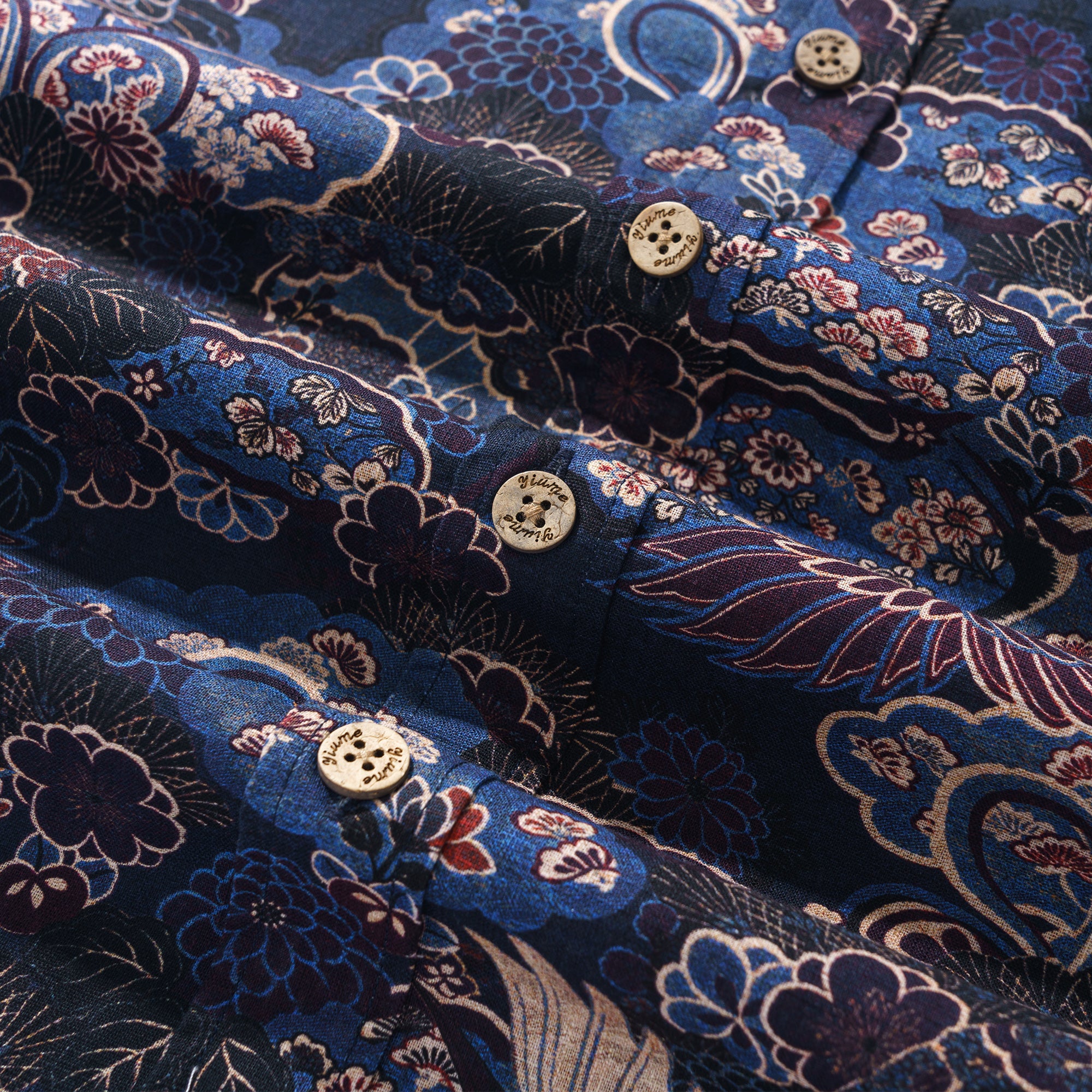 Chemise à manches longues à boutons Aloha hawaïenne pour homme en 100 % coton, couleur bleu nuit Crane Reverie