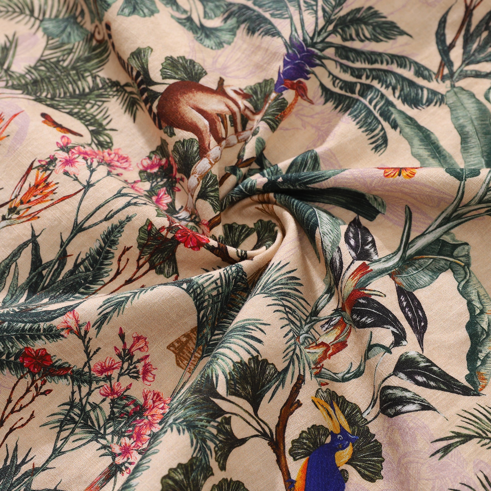 Herren-Hawaiihemd „Tropical Paradise“ von Wipada Kulenkampff, kurzärmeliges Aloha-Hemd aus Baumwolle mit Knopfleiste
