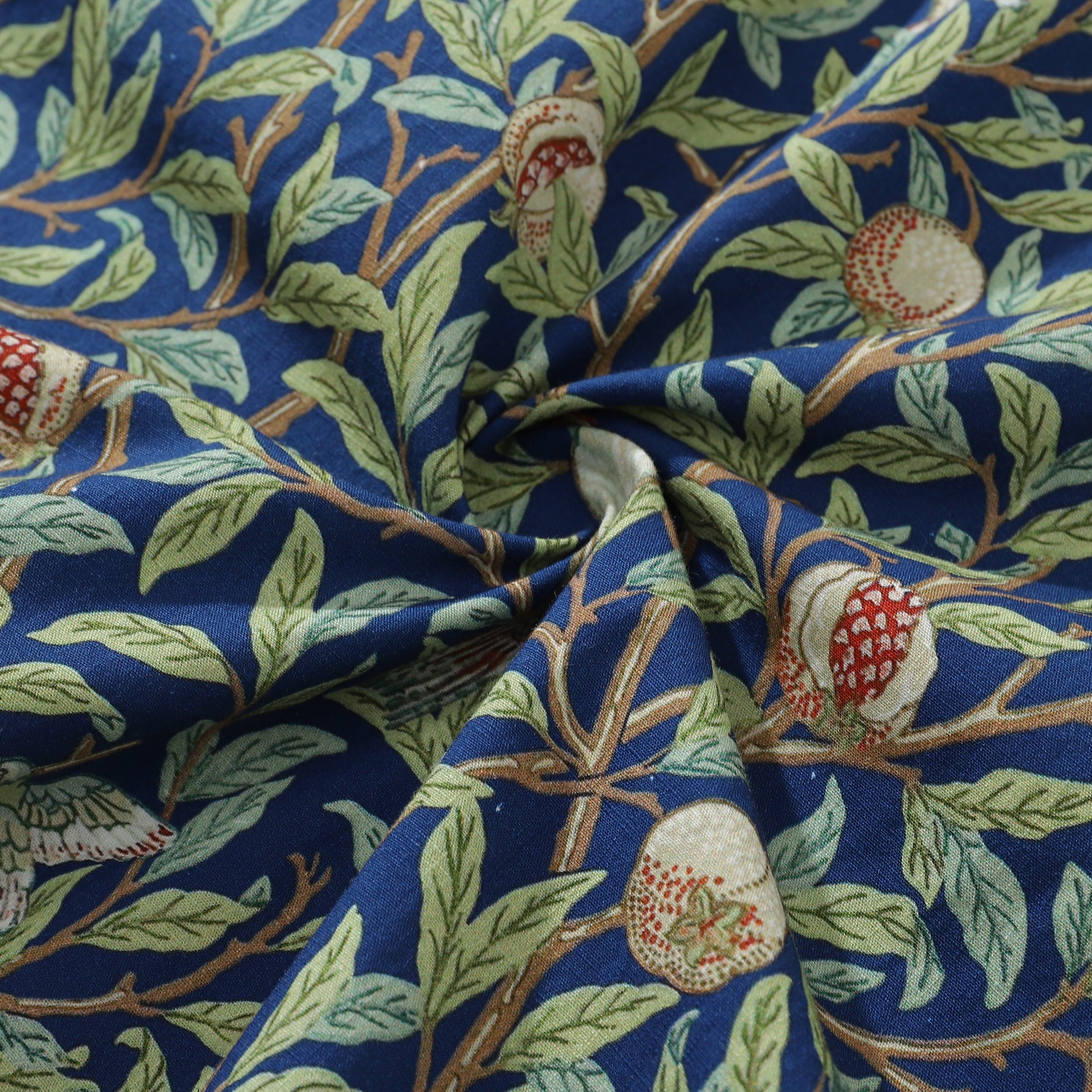 Men's Hawaiian Shirt Birds and Pomegranates Print Cotton Button-down Short Sleeve Aloha Shirt