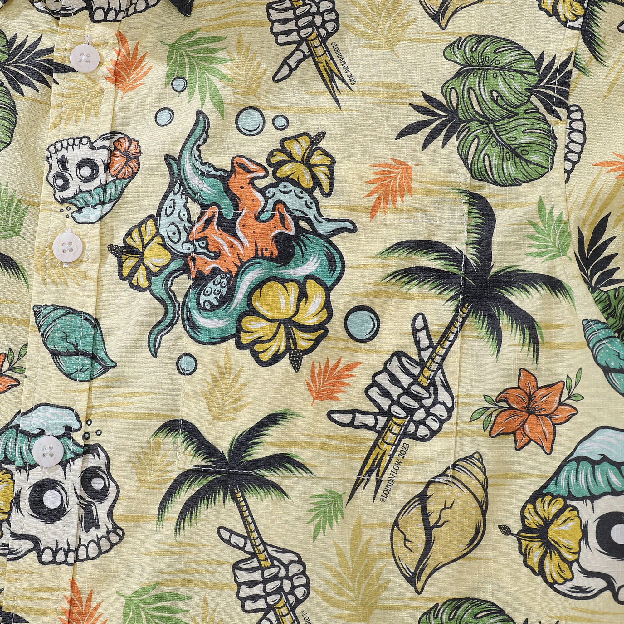 Chemise hawaïenne pour hommes, imprimé tête de mort tropicale, par Loinda Flow, chemise Aloha en coton boutonnée à manches courtes