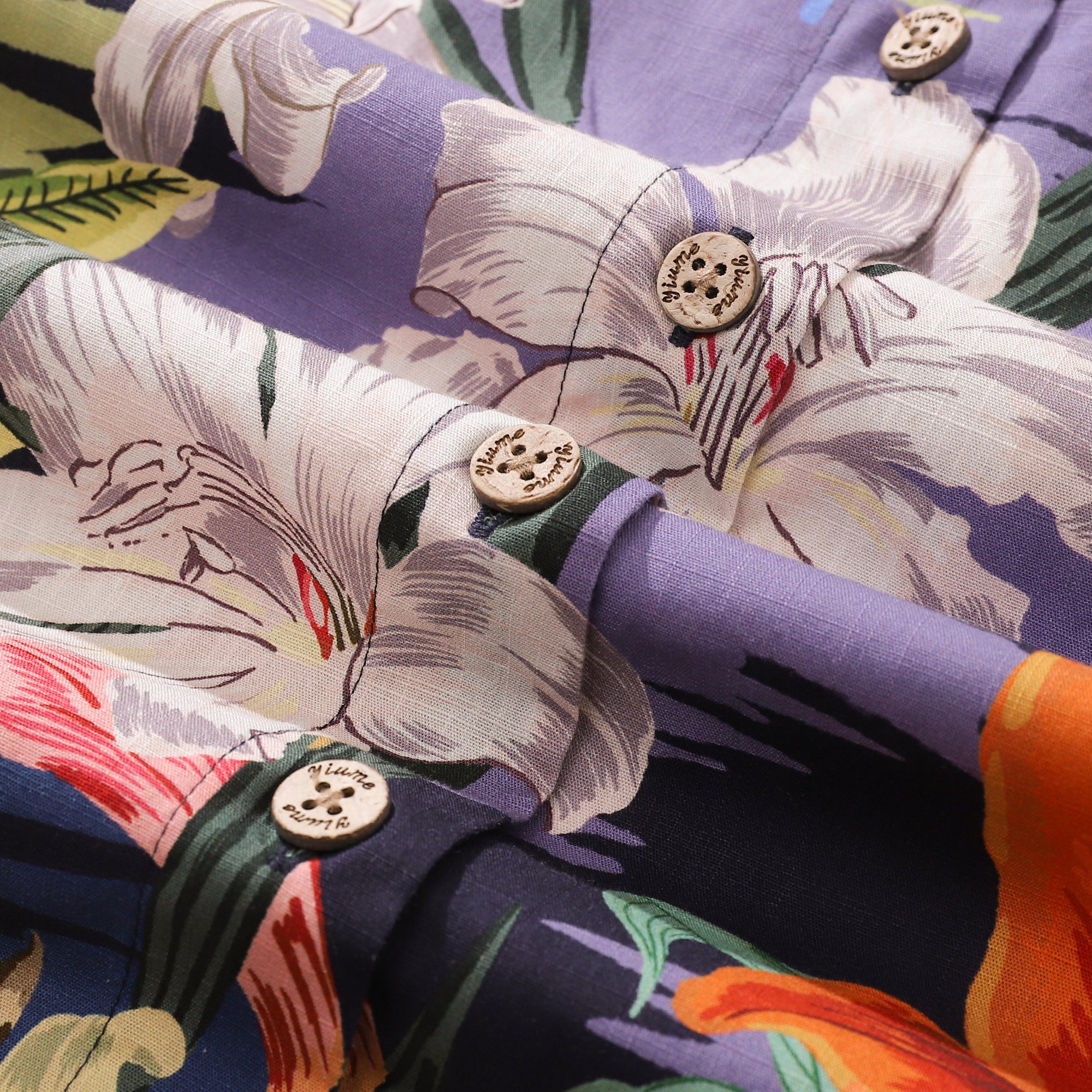 Camisa hawaiana de algodón con estampado de jardín bajo la luz de la luna y manga corta con botones para mujer