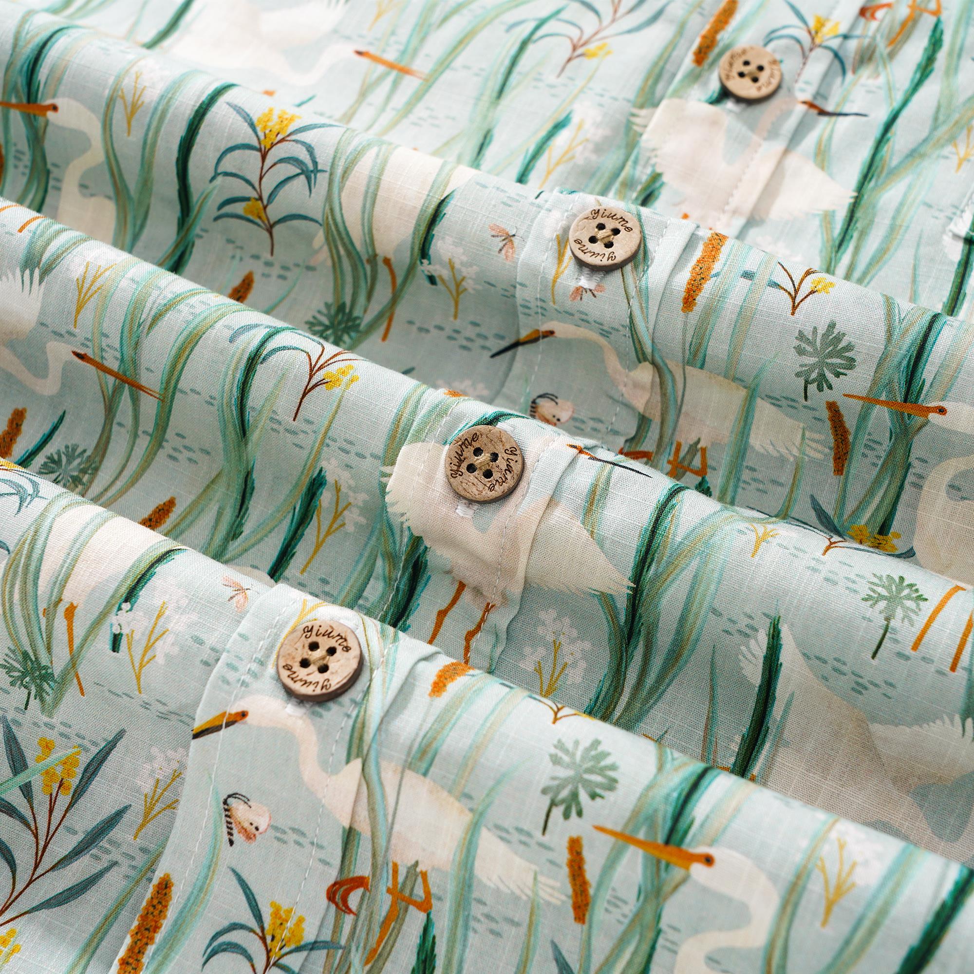 Chemise hawaïenne masculine à manches courtes à manches courtes 100% coton vert aloha oiseaux du billabong par Katherine Quinn