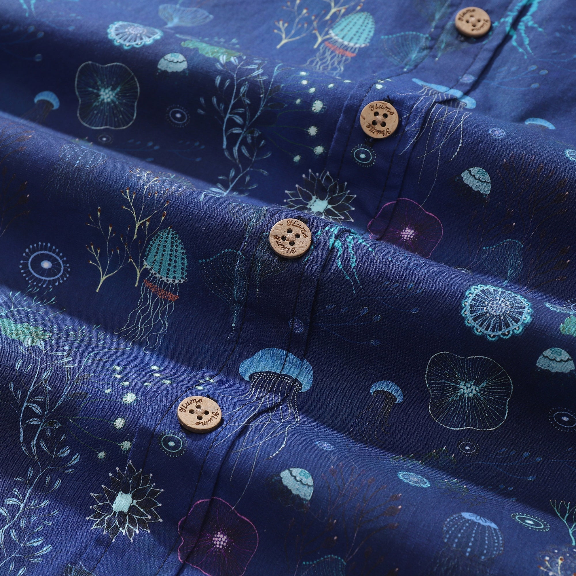 Men's Deep Blue Hawaiian Shirt 100% Cotton Button-down Short Sleeve Jellyfish Aloha Shirt