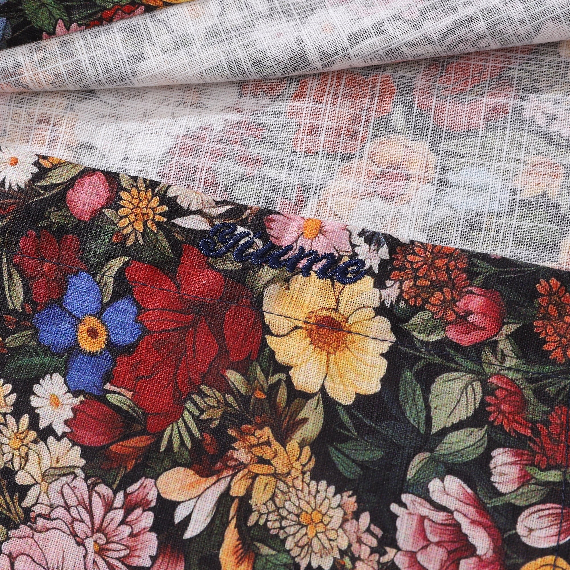 Chemise hawaïenne à manches longues pour hommes parmi les fleurs, chemise Aloha en coton à boutons.