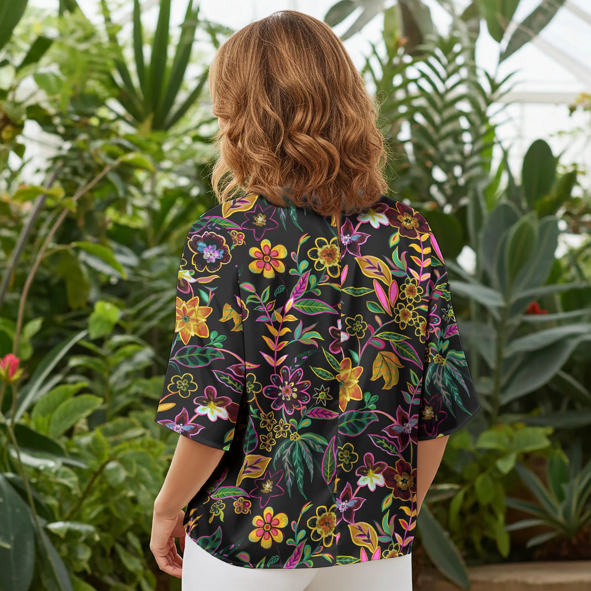 Women Casual Blouse Elbow Sleeve Round Neck Button-Back 100% Lyocell Green Aloha Enchanted Garden Fantasia